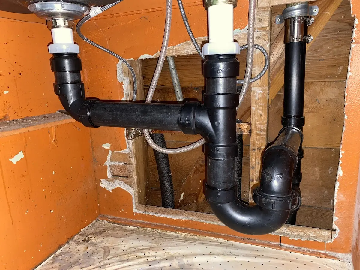 Professional Pipe Bursting equipment and tools on the job in Clute